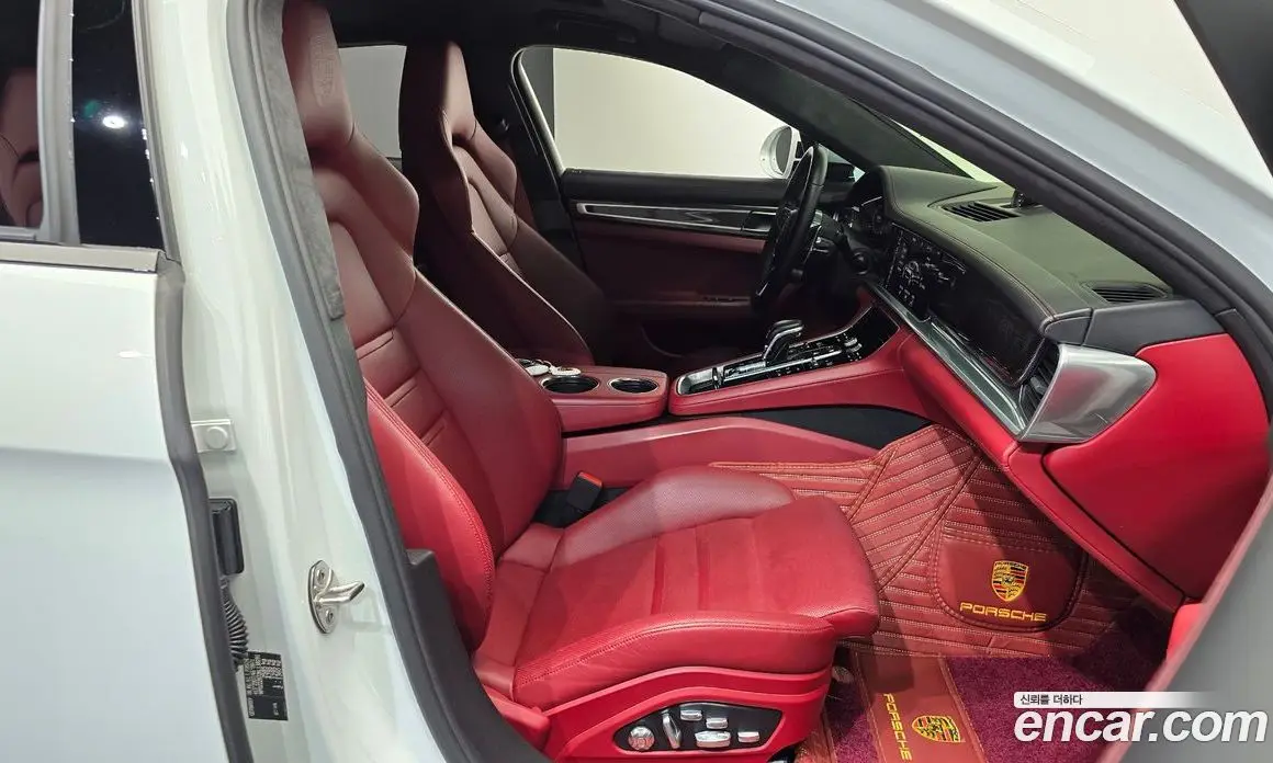 Porsche Panamera 2019 4.0 автомат (гидро), фото 16 Porsche Panamera 2019 4.0 автомат (гидро), фото 16
