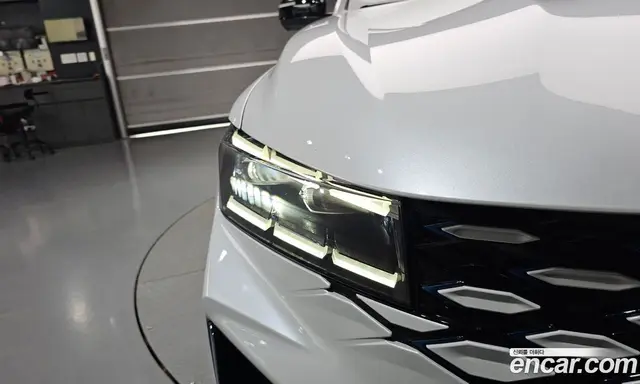 Renault (Samsung) Grand Koleos 2025 1.5 автомат (гидро), миниатюра 8