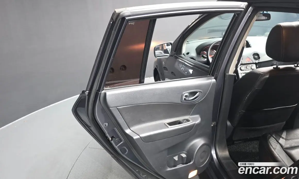 Renault (Samsung) QM5 2010 2.5 автомат (гидро), фото 15 Renault (Samsung) QM5 2010 2.5 автомат (гидро), фото 15