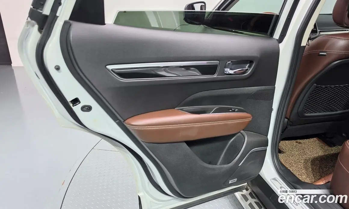 Renault (Samsung) QM6 2017 2.0 автомат (гидро), фото 15 Renault (Samsung) QM6 2017 2.0 автомат (гидро), фото 15