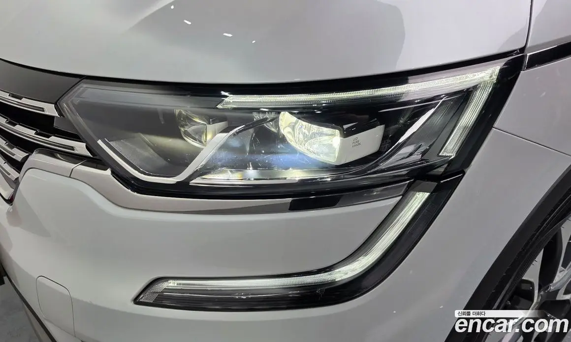 Renault (Samsung) QM6 2017 2.0 автомат (гидро), фото 8 Renault (Samsung) QM6 2017 2.0 автомат (гидро), фото 8