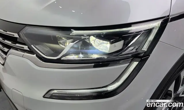 Renault (Samsung) QM6 2017 2.0 автомат (гидро), миниатюра 8 Renault (Samsung) QM6 2017 2.0 автомат (гидро), миниатюра 8