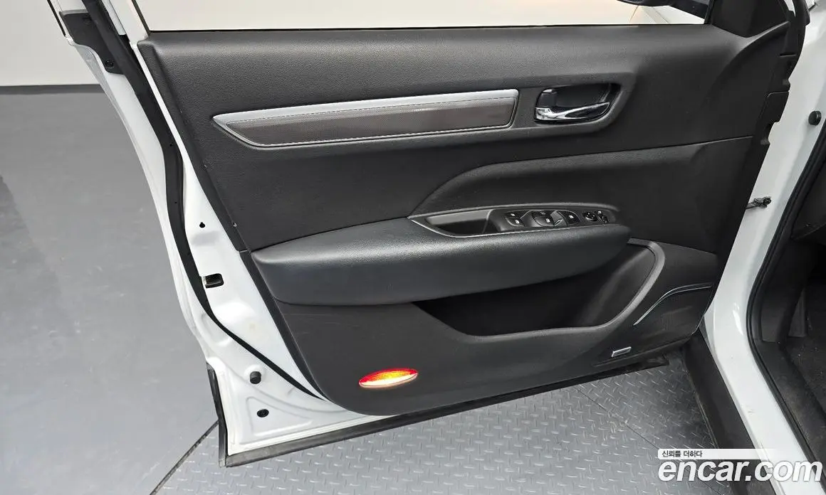 Renault (Samsung) QM6 2018 2.0 автомат (гидро), фото 14 Renault (Samsung) QM6 2018 2.0 автомат (гидро), фото 14