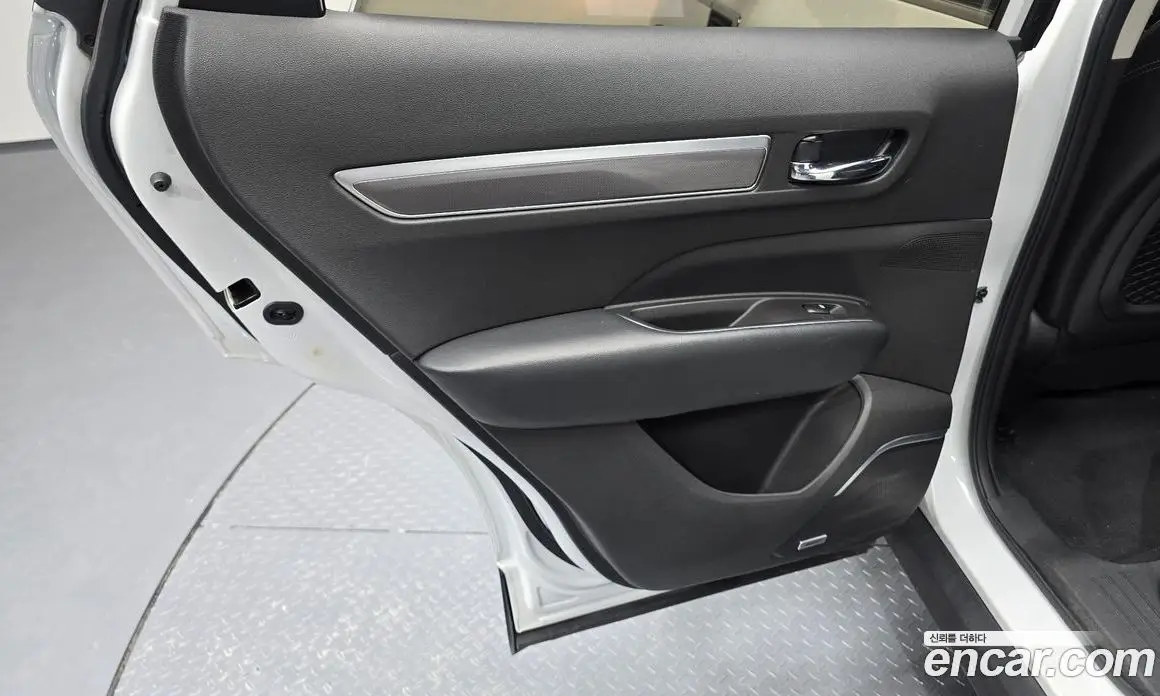 Renault (Samsung) QM6 2018 2.0 автомат (гидро), фото 15 Renault (Samsung) QM6 2018 2.0 автомат (гидро), фото 15