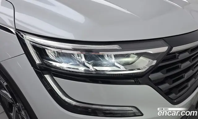 Renault (Samsung) QM6 2023 2.0 автомат (гидро), миниатюра 8 Renault (Samsung) QM6 2023 2.0 автомат (гидро), миниатюра 8