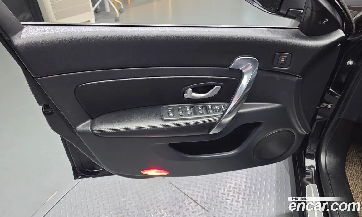 Renault (Samsung) SM5 2013 2.0 автомат (гидро), фото 14 Renault (Samsung) SM5 2013 2.0 автомат (гидро), фото 14