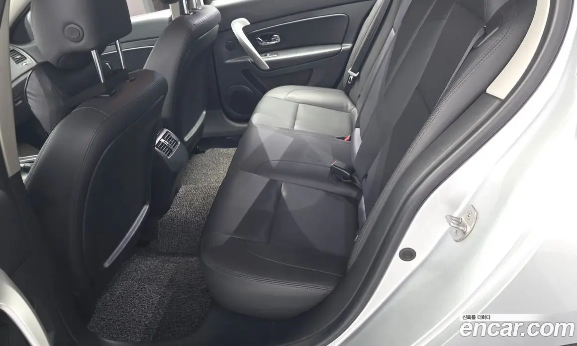 Renault (Samsung) SM5 2018 2.0 автомат (гидро), фото 18 Renault (Samsung) SM5 2018 2.0 автомат (гидро), фото 18