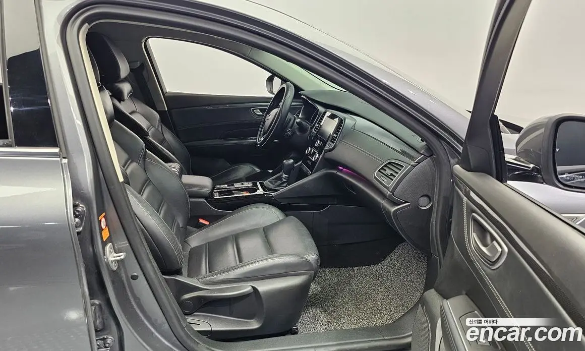 Renault (Samsung) SM6 2018 2.0 автомат (гидро), фото 17 Renault (Samsung) SM6 2018 2.0 автомат (гидро), фото 17