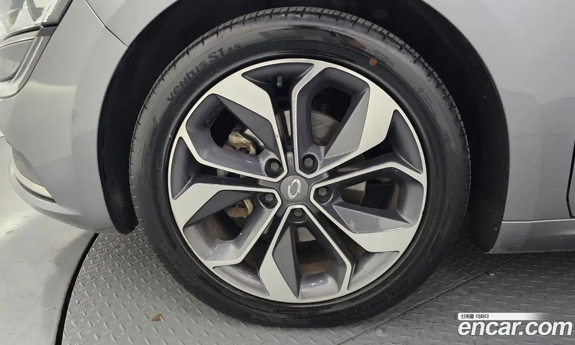 Renault (Samsung) SM6 2018 2.0 автомат (гидро), фото 5 Renault (Samsung) SM6 2018 2.0 автомат (гидро), фото 5