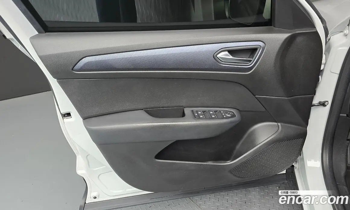 Renault (Samsung) XM3 2021 1.6 автомат (гидро), фото 14