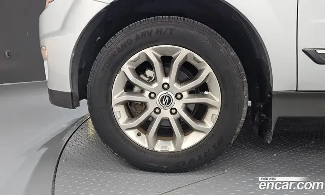 SsangYong Korando 2014 2.0 автомат (гидро), миниатюра 5