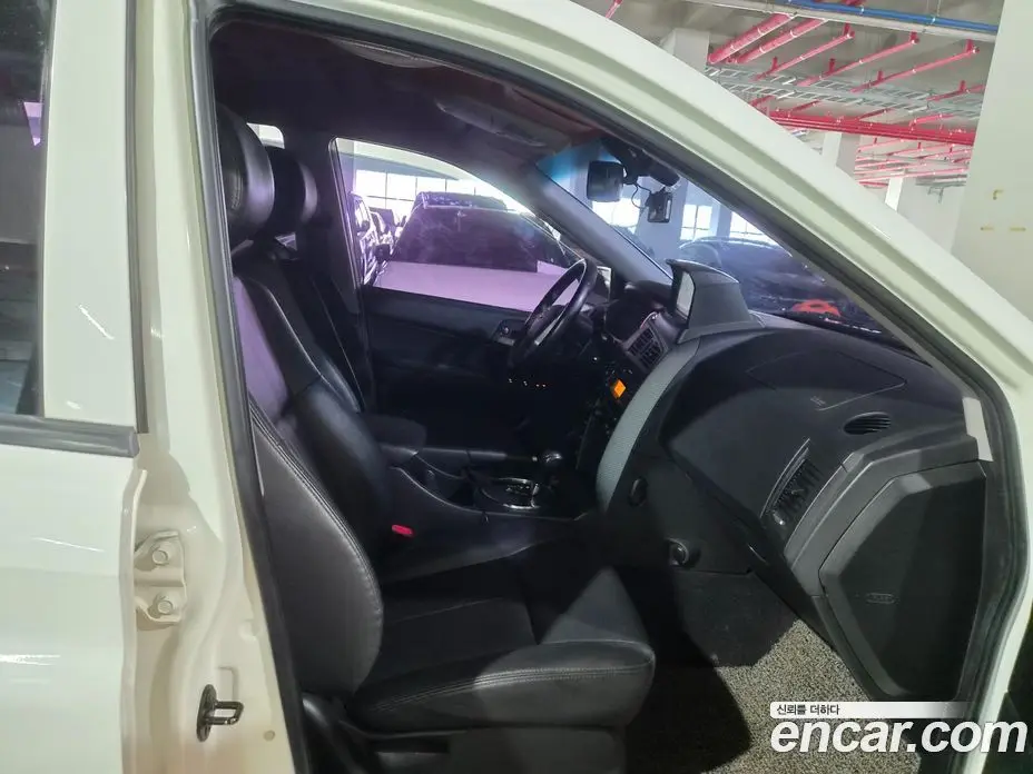 SsangYong Korando 2015 2.0 автомат (гидро), фото 11