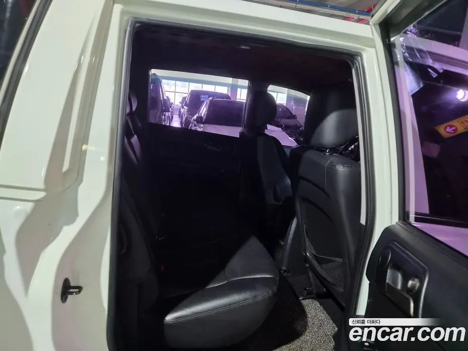 SsangYong Korando 2015 2.0 автомат (гидро), фото 12