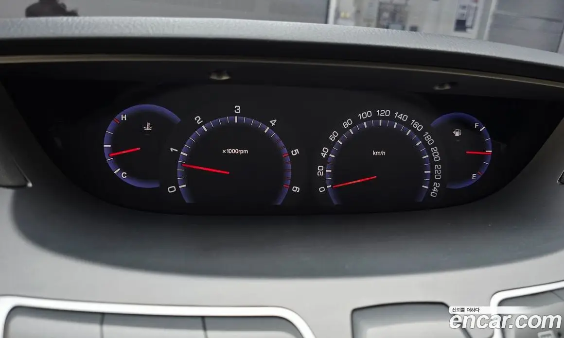 SsangYong Korando 2018 2.2 автомат (гидро), фото 11