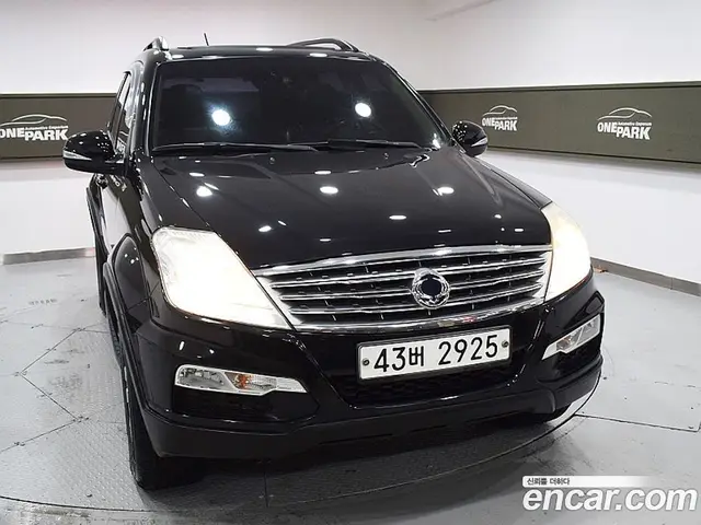 SsangYong Rexton 2014 2.0 автомат (гидро), миниатюра 2 SsangYong Rexton 2014 2.0 автомат (гидро), миниатюра 2