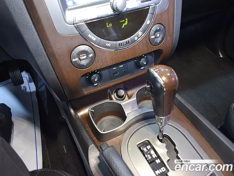 SsangYong Rexton 2014 2.0 автомат (гидро), фото 16 SsangYong Rexton 2014 2.0 автомат (гидро), фото 16