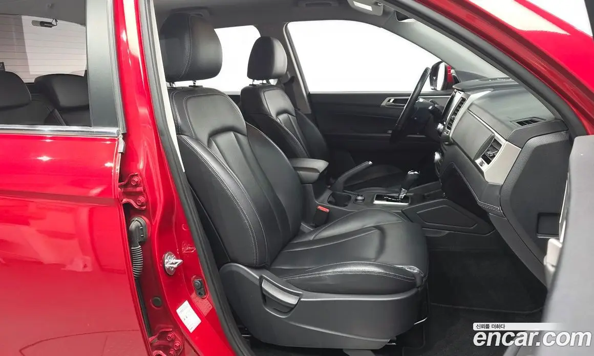 SsangYong Rexton 2018 2.2 автомат (гидро), фото 17