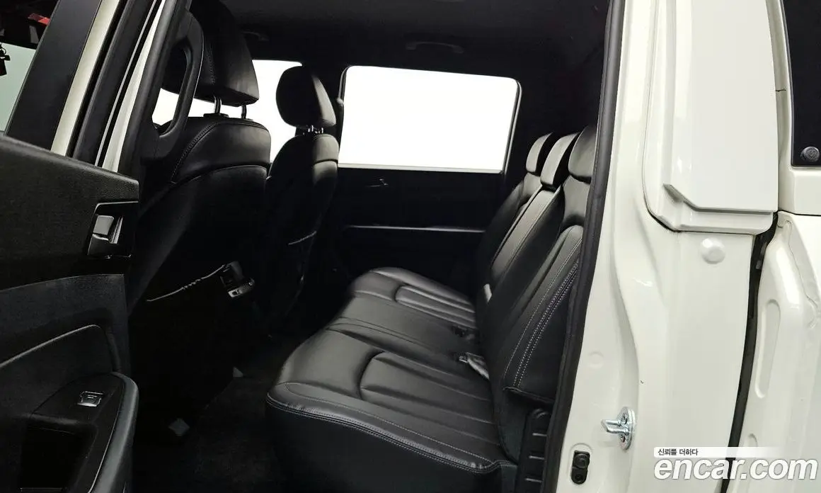 SsangYong Rexton 2020 2.2 автомат (гидро), фото 17