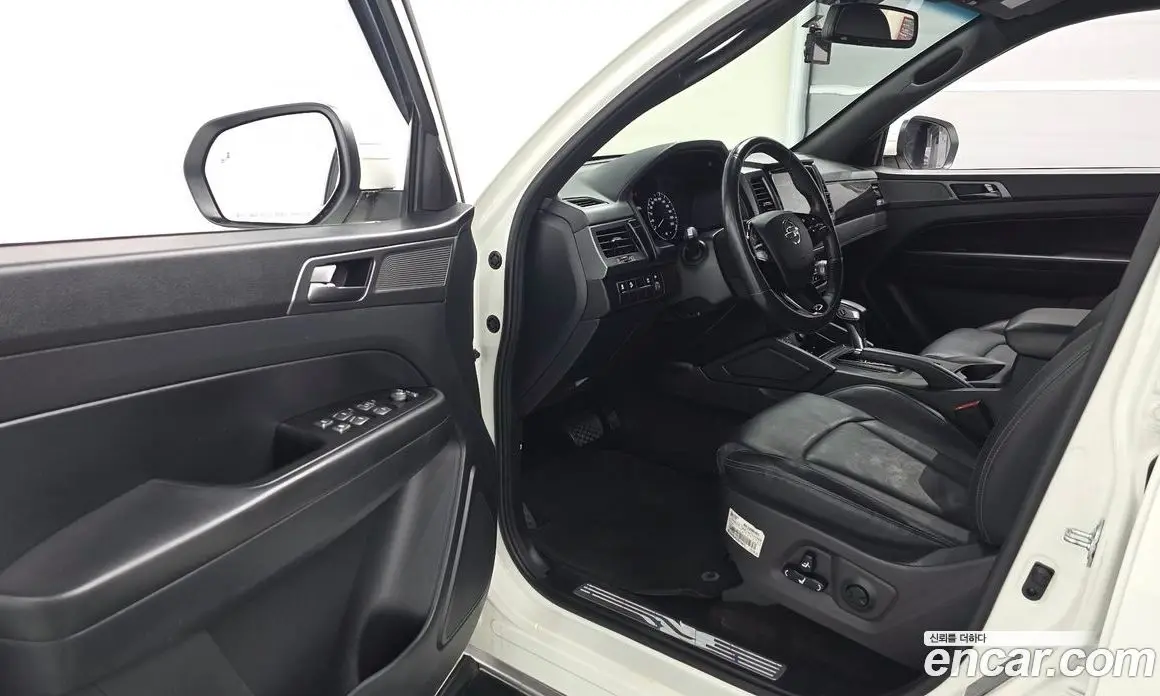 SsangYong Rexton 2022 2.2 автомат (гидро), фото 13 SsangYong Rexton 2022 2.2 автомат (гидро), фото 13