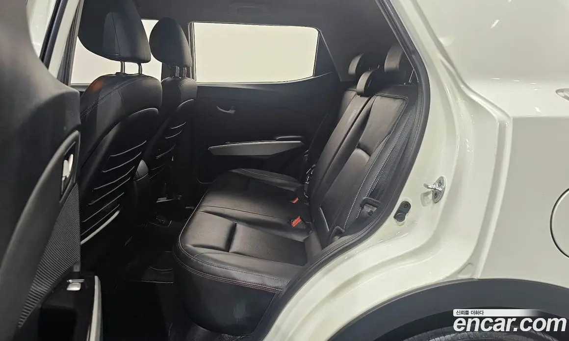 SsangYong TIBOLI 2015 1.6 автомат (гидро), фото 16
