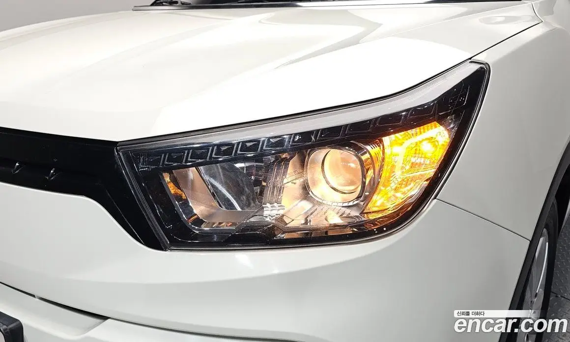 SsangYong TIBOLI 2015 1.6 автомат (гидро), фото 8
