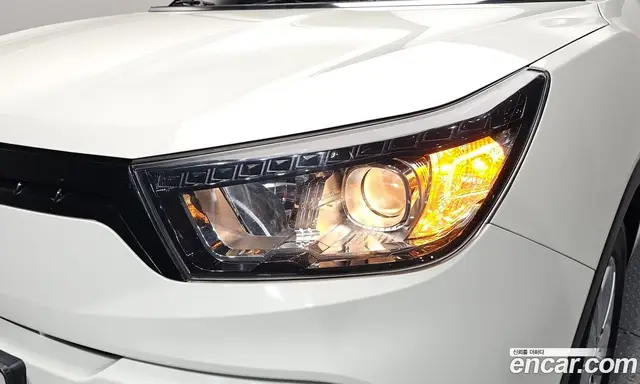 SsangYong TIBOLI 2015 1.6 автомат (гидро), миниатюра 8