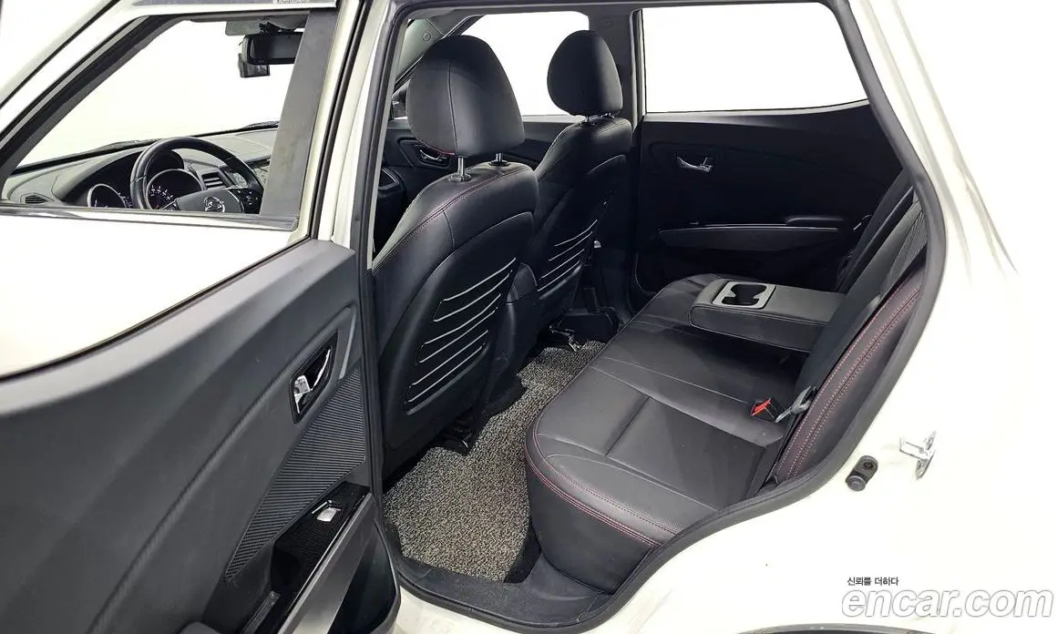 SsangYong TIBOLI 2017 1.6 автомат (гидро), фото 17