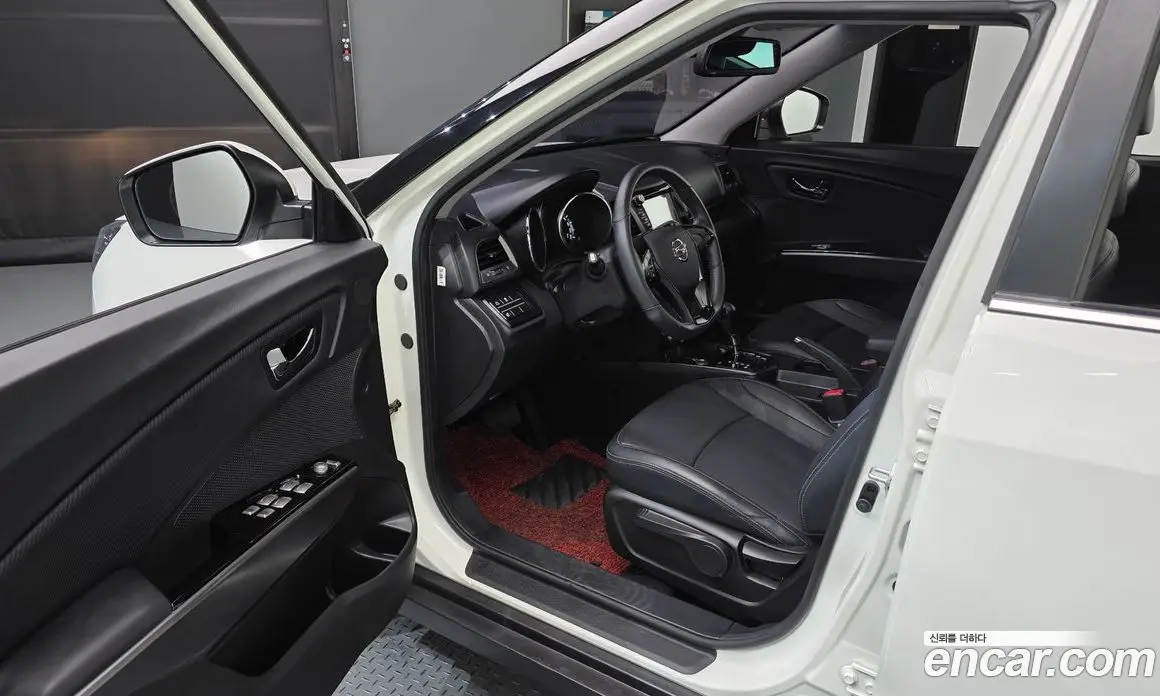SsangYong TIBOLI 2017 1.6 автомат (гидро), фото 13