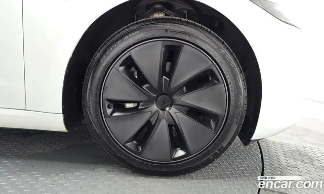 Tesla Model 3 2024 0.2 автомат (гидро), миниатюра 6