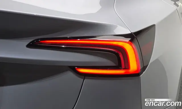 Tesla Model 3 2024 0.2 автомат (гидро), миниатюра 8