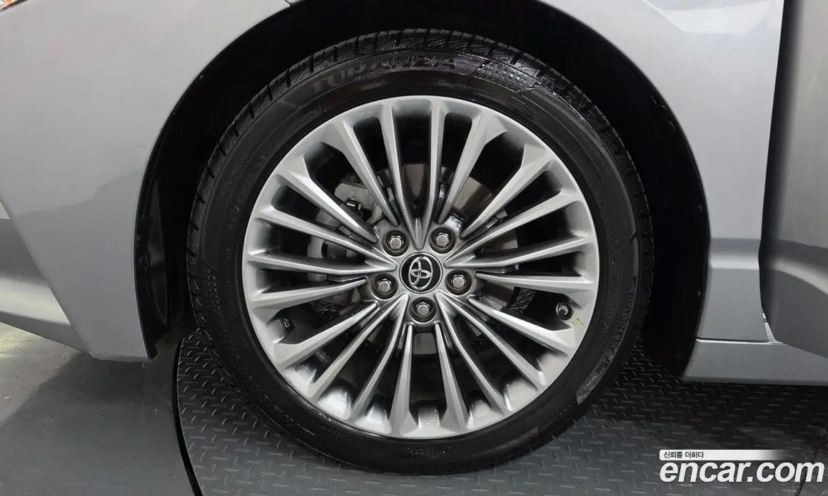 Toyota Avalon 2019 2.5 автомат (гидро), фото 5 Toyota Avalon 2019 2.5 автомат (гидро), фото 5