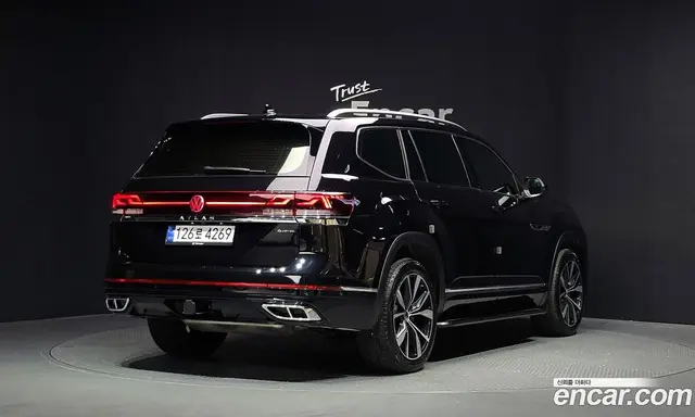 Volkswagen Atlas 2025 2.0 автомат (гидро), миниатюра 2