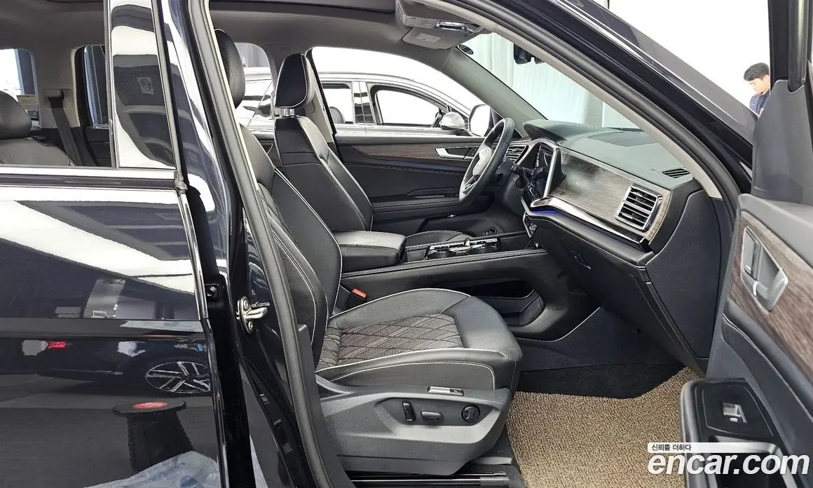 Volkswagen Atlas 2025 2.0 автомат (гидро), фото 17