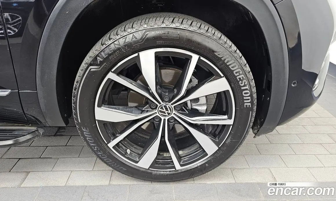 Volkswagen Atlas 2025 2.0 автомат (гидро), фото 7