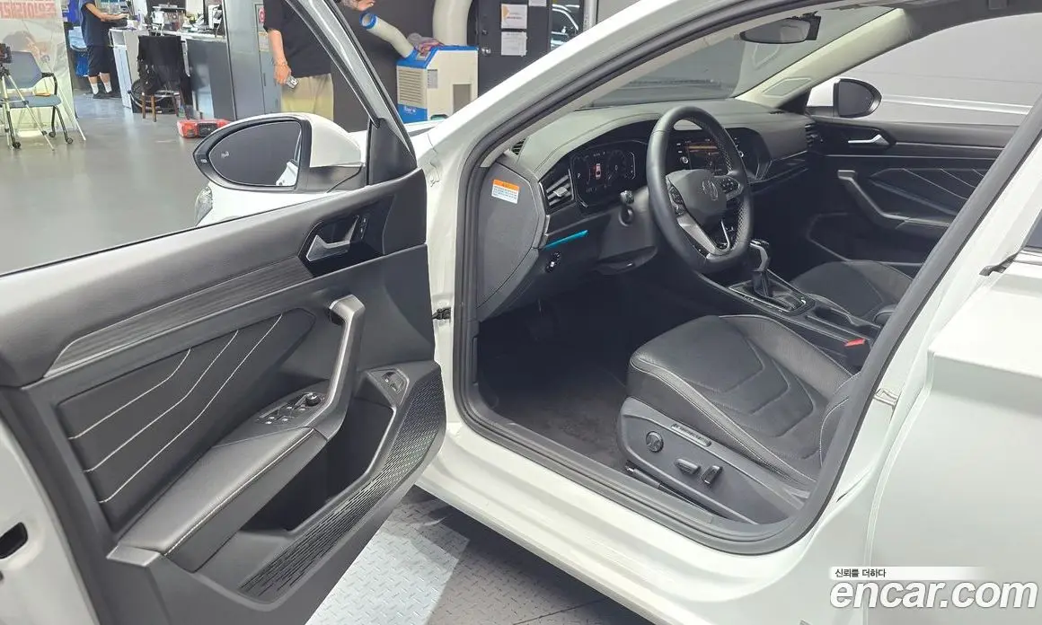Volkswagen Jetta 2022 1.5 автомат (гидро), фото 13 Volkswagen Jetta 2022 1.5 автомат (гидро), фото 13