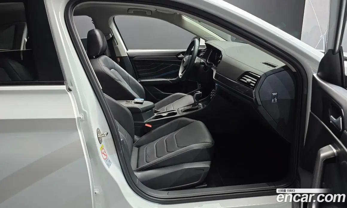 Volkswagen Jetta 2022 1.5 автомат (гидро), фото 16 Volkswagen Jetta 2022 1.5 автомат (гидро), фото 16