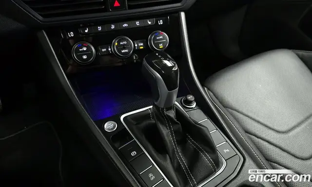 Volkswagen Jetta 2023 1.5 автомат (гидро), миниатюра 12