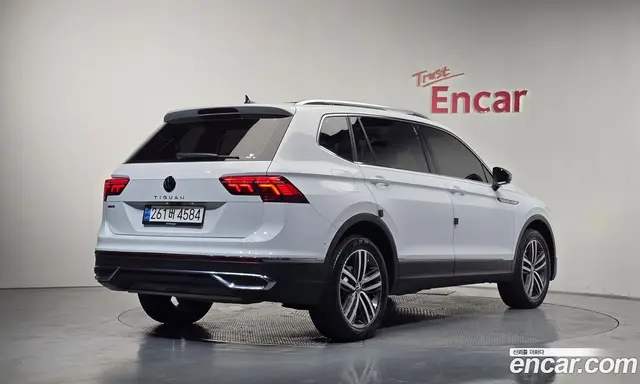 Volkswagen Tiguan 2022 2.0 автомат (гидро), миниатюра 2 Volkswagen Tiguan 2022 2.0 автомат (гидро), миниатюра 2