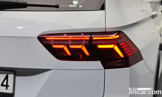 Volkswagen Tiguan 2022 2.0 автомат (гидро), миниатюра 9 Volkswagen Tiguan 2022 2.0 автомат (гидро), миниатюра 9