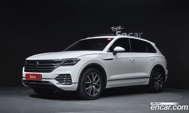 Volkswagen Touareg, 2023, 44 694 км