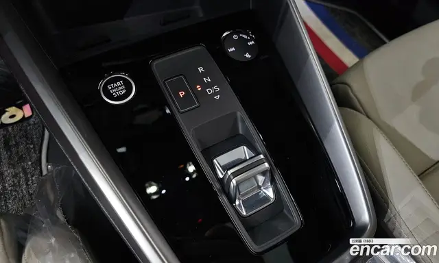 Audi A3 2024 2.0 автомат (гидро), миниатюра 12
