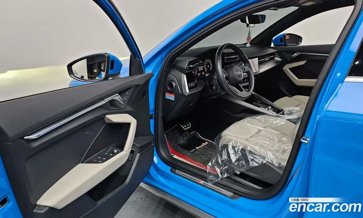 Audi A3 2024 2.0 автомат (гидро), фото 13