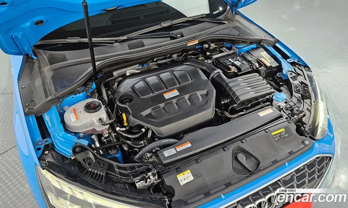 Audi A3 2024 2.0 автомат (гидро), фото 6