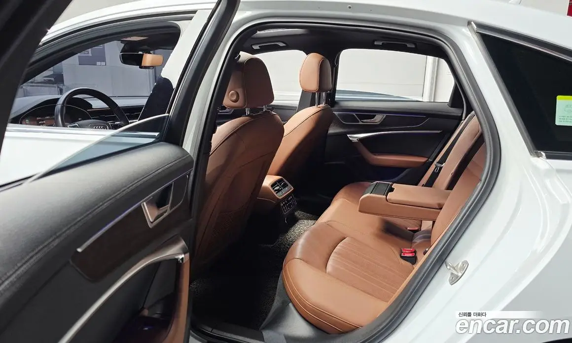 Audi A6 2020 2.0 автомат (гидро), фото 17