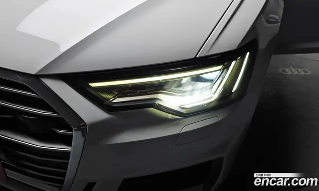 Audi A6 2020 2.0 автомат (гидро), миниатюра 8