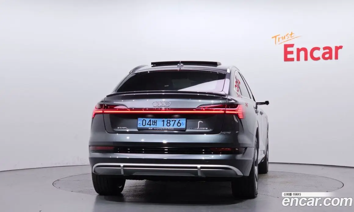 Audi e-tron 2021 0.2 автомат (гидро), фото 4