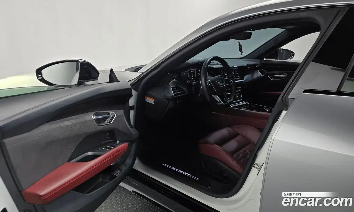 Audi e-tron GT 2021 0.1 автомат (гидро), фото 12