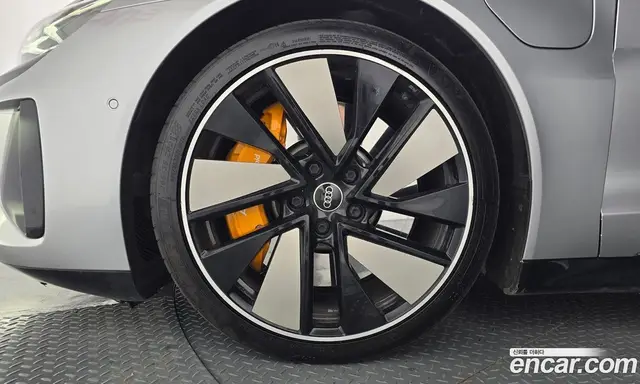 Audi e-tron GT 2021 0.1 автомат (гидро), миниатюра 4
