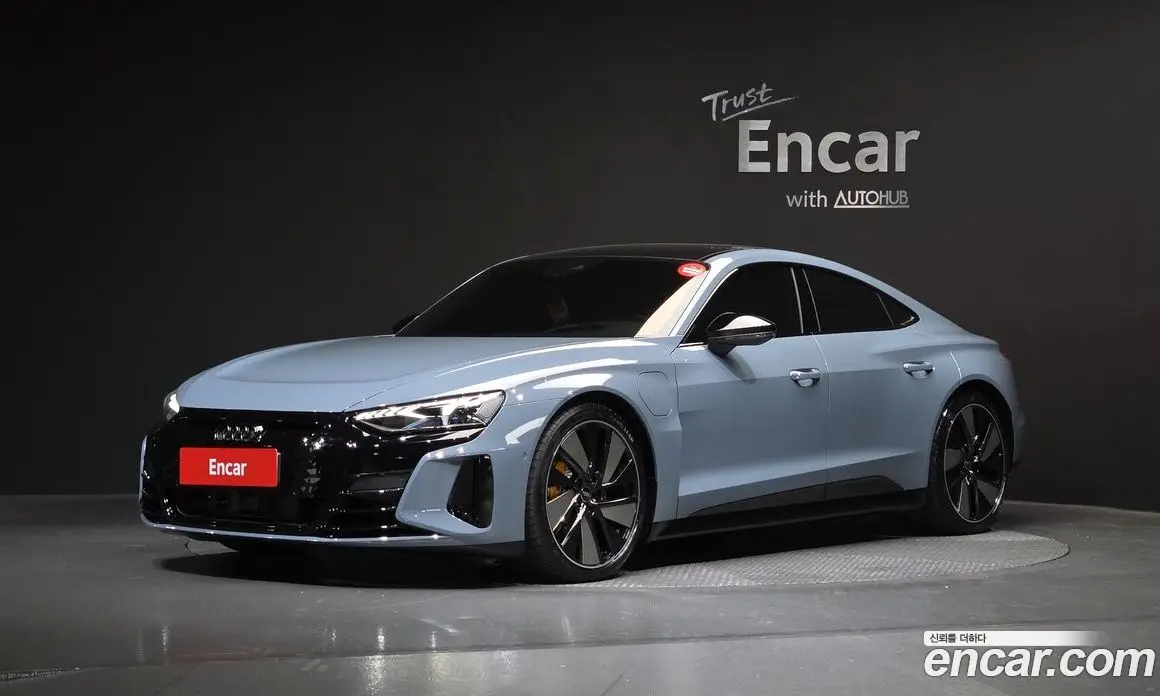 Audi e-tron GT 2022 0.1 автомат (гидро), фото 1 Audi e-tron GT 2022 0.1 автомат (гидро), фото 1