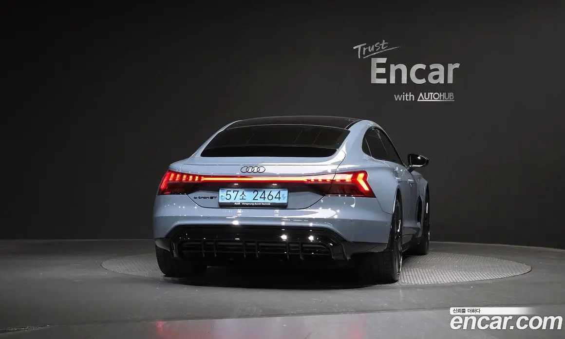 Audi e-tron GT 2022 0.1 автомат (гидро), фото 4 Audi e-tron GT 2022 0.1 автомат (гидро), фото 4